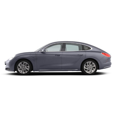 ORA Lightning Cat Limousine Electric Car 180Km/h 555-705km Endurance Midsize Pure Electric