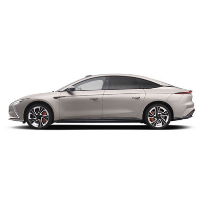 Im motors L7 Dynamic 2023 Electric Sedans Long Range 615km EV Vehicle