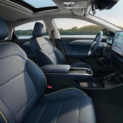 2024 China Geely Geometry G6 New Electric Car Geely Geometry G6 EV Car High Battery Life Central Control Large Screen