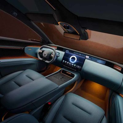 700 Km AVATR12 Electric Vehicles