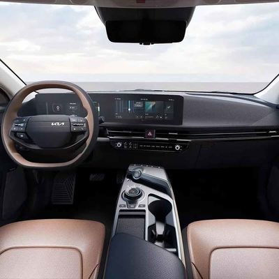 2024 KIA EV6 Pure Electric 5 Door 5 Seat Auto Compact SUV New Energy Vehicle 671KM High Speed Car