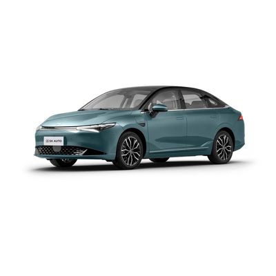 Xiaopeng P5 New Energy Vehicles 420km Range Sedan Electric Car For Adult