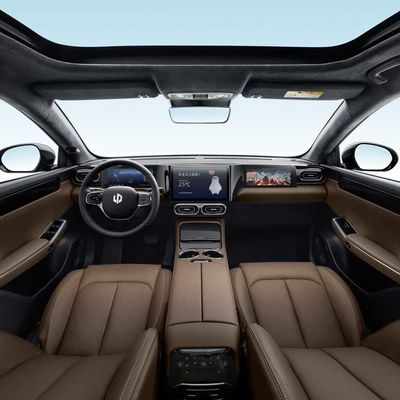 Panoramic Sunroof Leapmotor C01 5 Doors 5 Seats Rimless Door Luxury Ev Cars