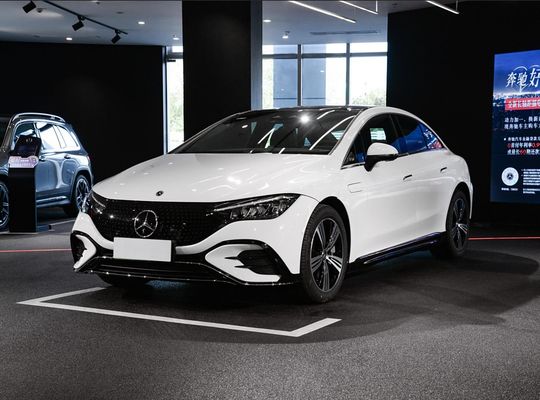 Mercedes EQE 4MATIC Electric Sedan With 96.1 KWh Ternary Lithium Battery And 0.62-hour Charging 255/45 R19