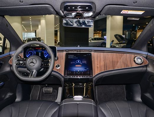Mercedes EQE 4MATIC Electric Sedan With 96.1 KWh Ternary Lithium Battery And 0.62-hour Charging 255/45 R19