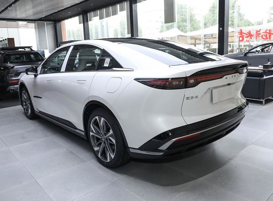 2025 New Model Extender Automobile EV with 5 Seating Capacity Mazda EZ6 Long Ranger Hybrid Electric Car with Sunroof