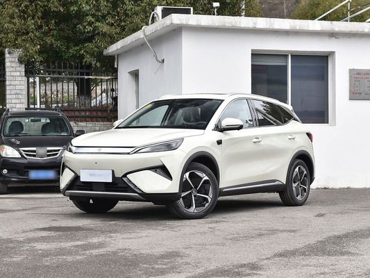 150kW BYD Electric Car Samrt Driving 2025 New Model Yuan Plus Fast Charging EV Big Space for Family with Sunroof