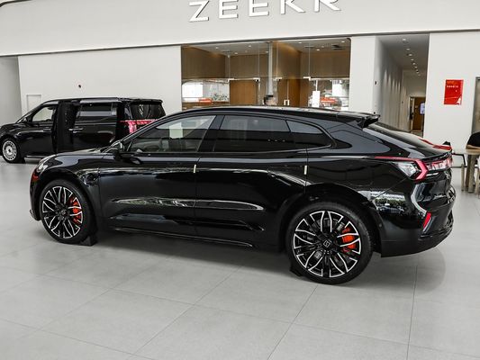 Zeekr 001 New Model 750 Km Long Range Limousine Electric Car with 0.25 Hours Charging Time and Pure Electric Energy with Big Space