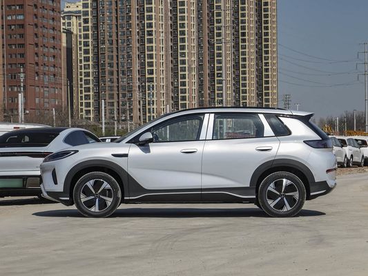 Touchscreen Display Interior Features 2025 Model BYD EV Car with Sunroof and 60.9kWh Battery Energy Fast Charging Electric Vehicle Hot Selling