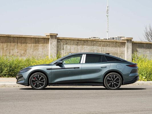 2025 Powerful Han L BYD Electric Vehicle with Max Power 500 KW and Leather Rudder 1000V High Voltage Fast Charging