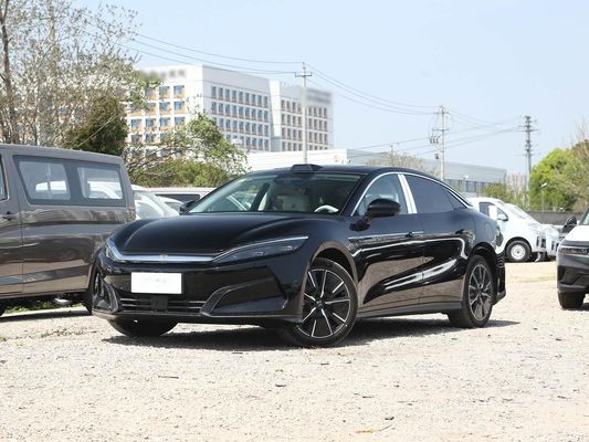 Model Vehicle 601km Range 83.2kWh Battery Capacity AWD Fast Charging Sunroof High Voltage Structure Comfortable for Family