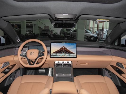 Model Vehicle 601km Range 83.2kWh Battery Capacity AWD Fast Charging Sunroof High Voltage Structure Comfortable for Family