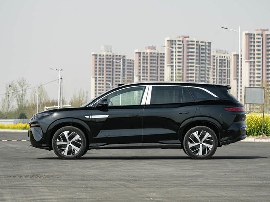 2025 BYD New Electric Vehicle for Performance Tang L 810kW Power AWD Fast Charging 1000w/h 600km Range Long Range 7 Seats with Sunroof