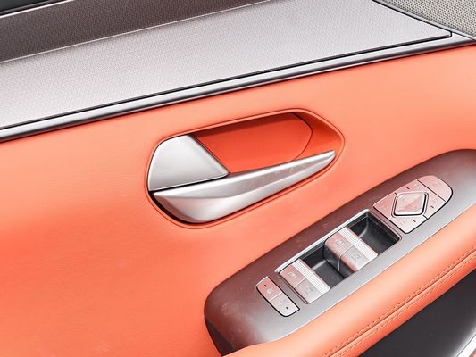 2025 BYD New Electric Vehicle for Performance Tang L 810kW Power AWD Fast Charging 1000w/h 600km Range Long Range 7 Seats with Sunroof