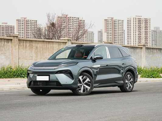 New Hot Selling BYD EV Car 2025 Model 100.5 KWh Battery Capacity and Fast Charging 0.1 Hour 670KM Long Range 500kW Power Electric Car Big Space for Family 7 Seats