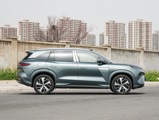 New Hot Selling BYD EV Car 2025 Model 100.5 KWh Battery Capacity and Fast Charging 0.1 Hour 670KM Long Range 500kW Power Electric Car Big Space for Family 7 Seats