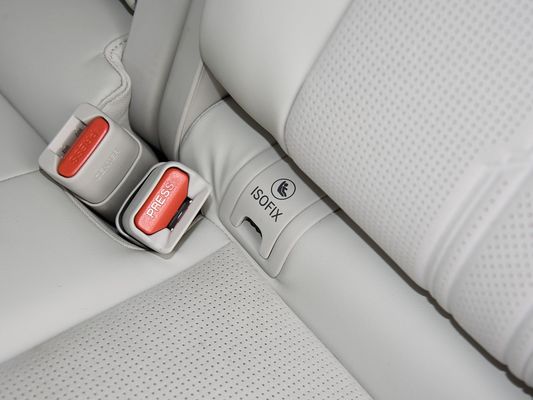 350kW Motor Power Fully Electric SUV Honda S7 Long Range 650km Fast Charging EV New Hot Selling with Sunroof for Family