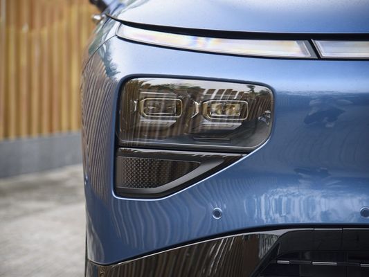 Maximize Your Driving Experience with Xpeng G9 Fast Charging Electric Vehicle Max Motor Torque 695N.m Max Motor Power 423kW Max Speed 200km/h