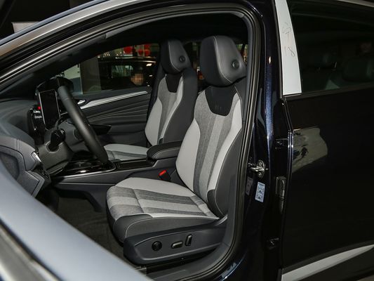 2025 VW ID4 New Model Best Offer Electric Car Hot Selling EV Volkswagon 601km Range and 0.67hrs Fast Charging Time
