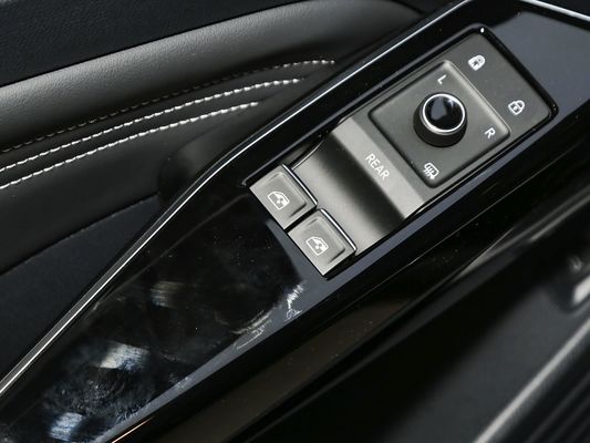 2025 VW ID4 New Model Best Offer Electric Car Hot Selling EV Volkswagon 601km Range and 0.67hrs Fast Charging Time